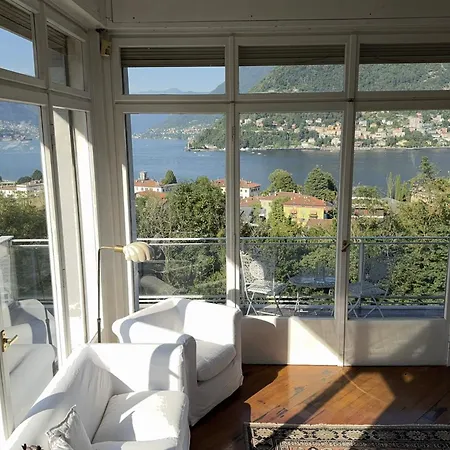 And Hills View Como