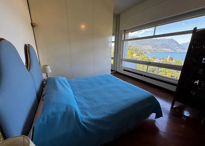 Apartment And Hills View *