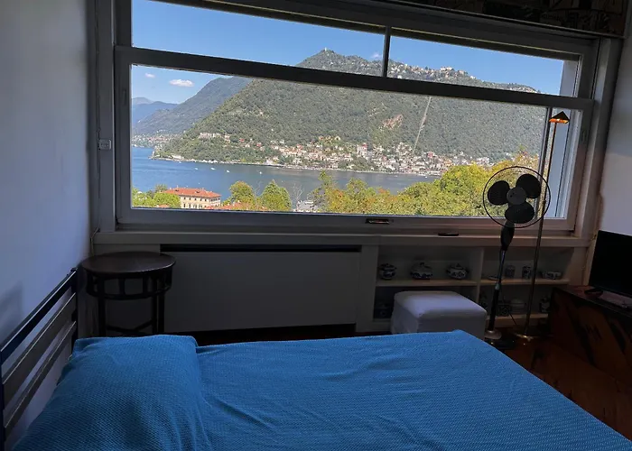 And Hills View Apartment