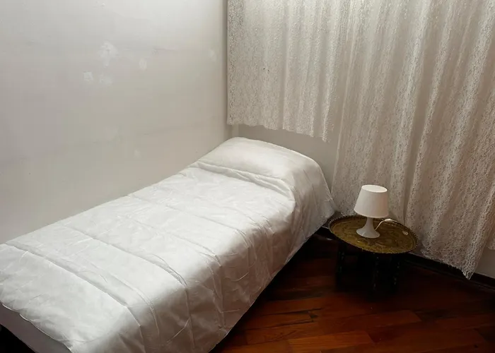 And Hills View Apartment *
