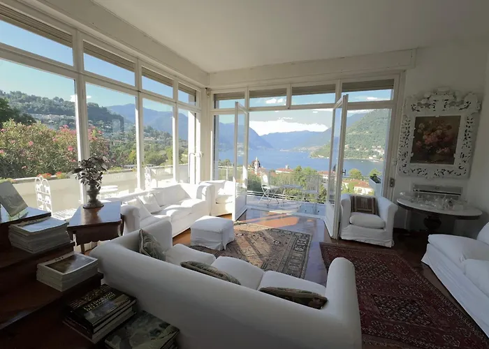 And Hills View Como